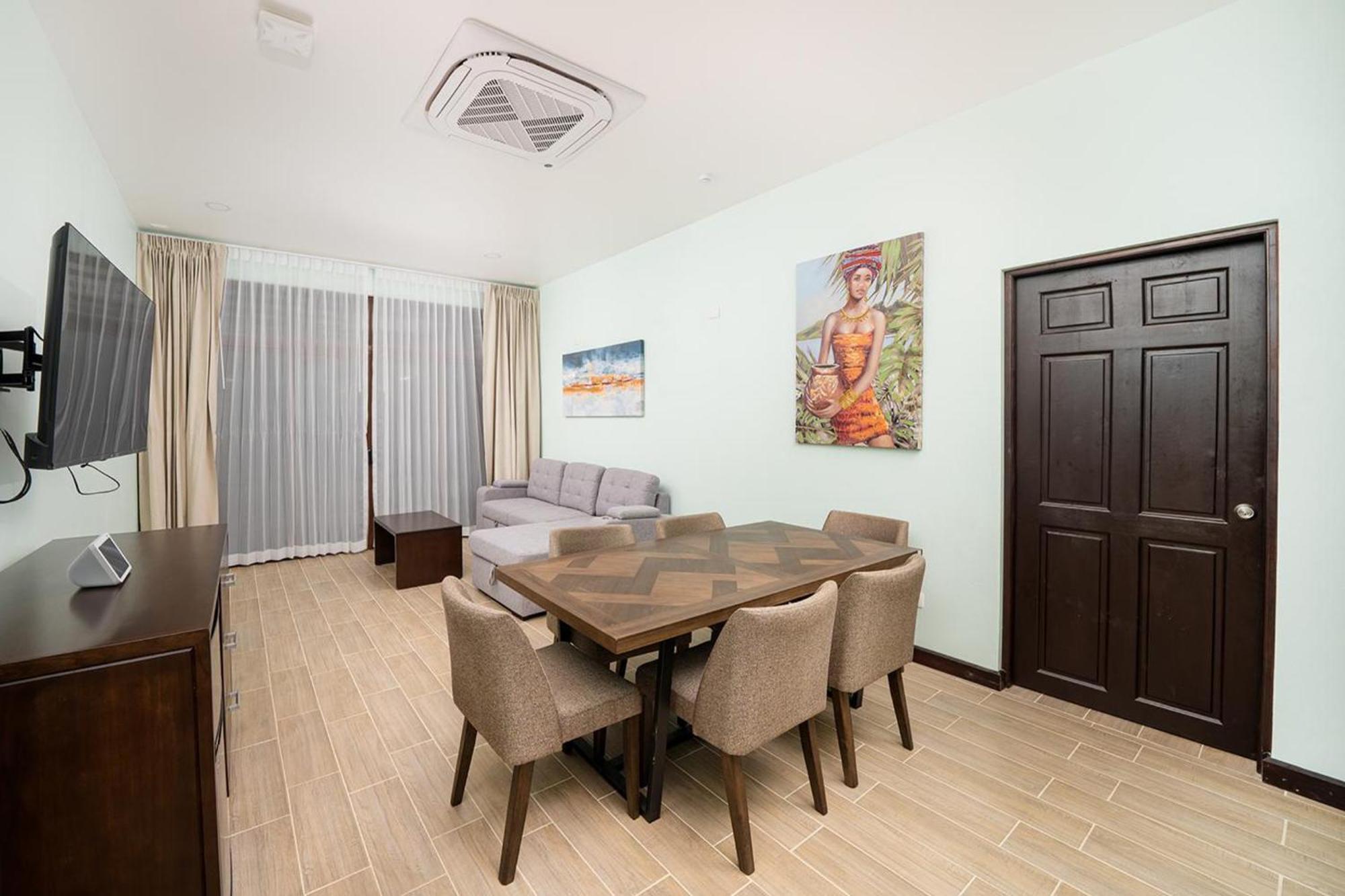 Bungalows Beachfront Hotel بونتا أوفا المظهر الخارجي الصورة